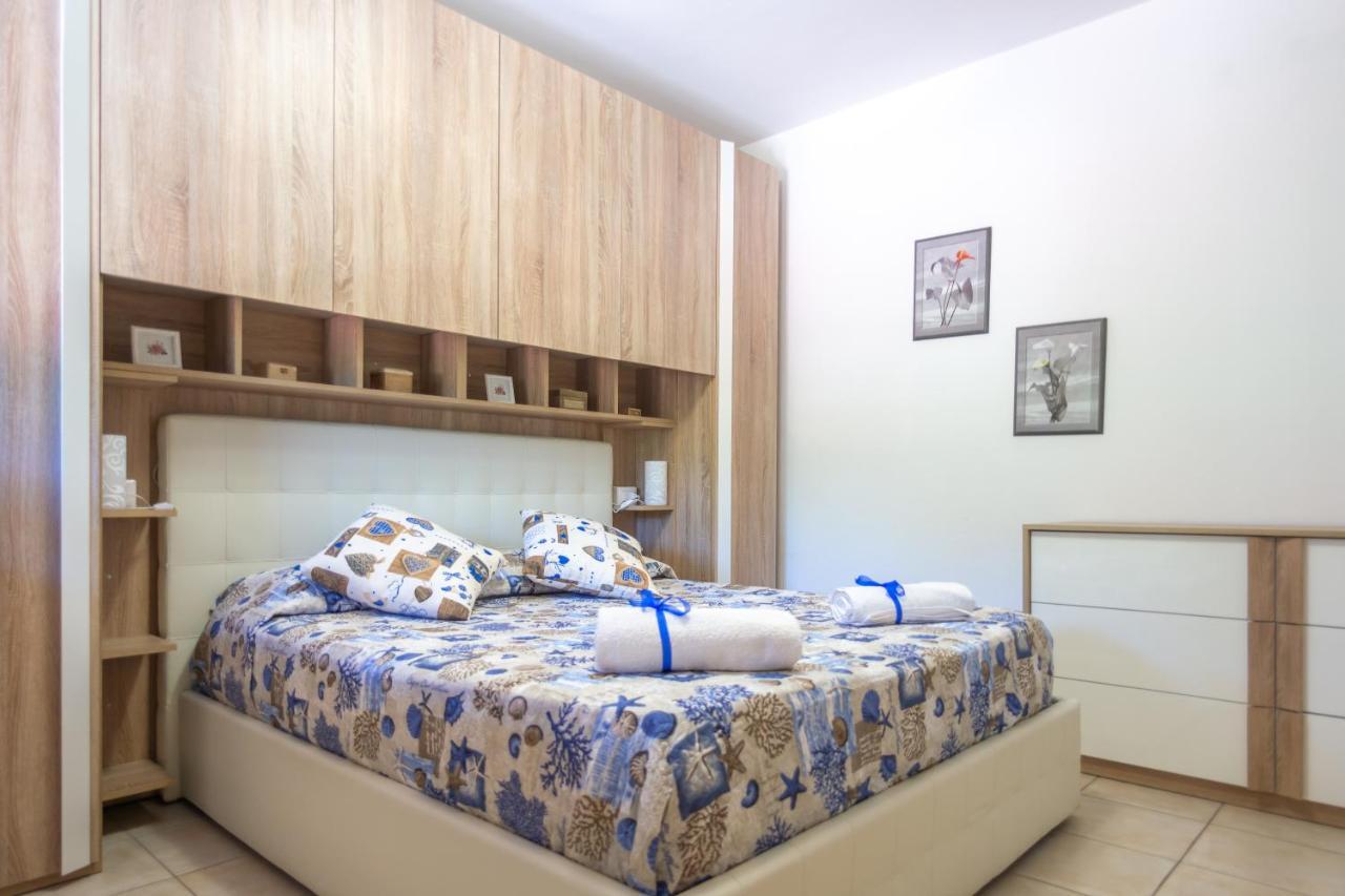 Elbaloves Appartaments Villa Capoliveri  Exterior photo