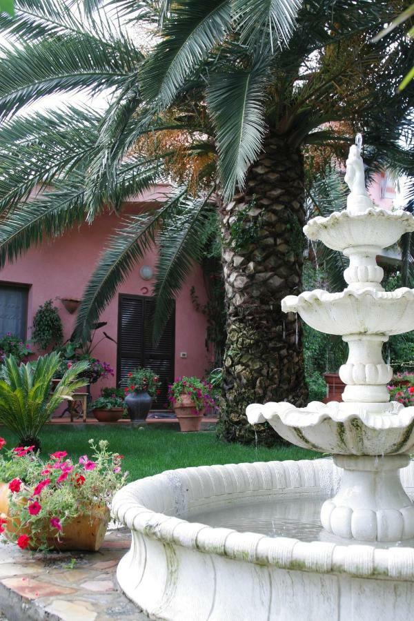 Elbaloves Appartaments Villa Capoliveri  Exterior photo