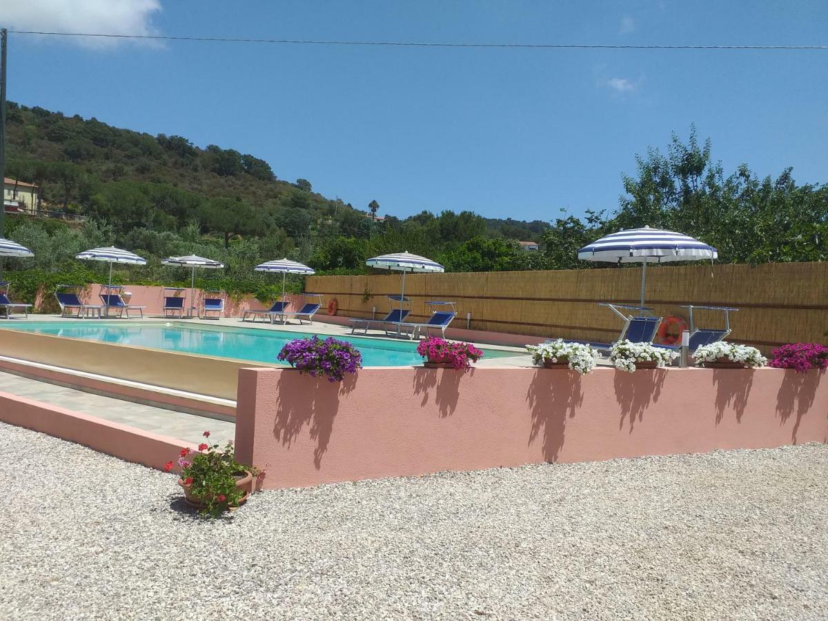 Elbaloves Appartaments Villa Capoliveri  Exterior photo