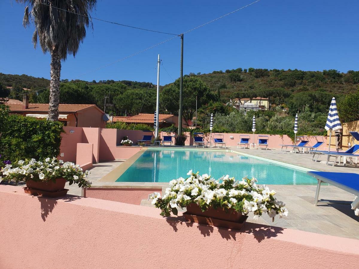 Elbaloves Appartaments Villa Capoliveri  Exterior photo