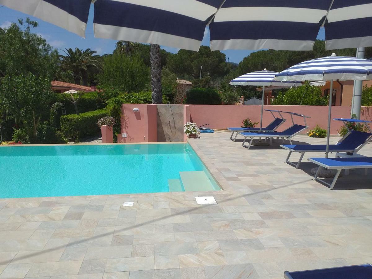 Elbaloves Appartaments Villa Capoliveri  Exterior photo